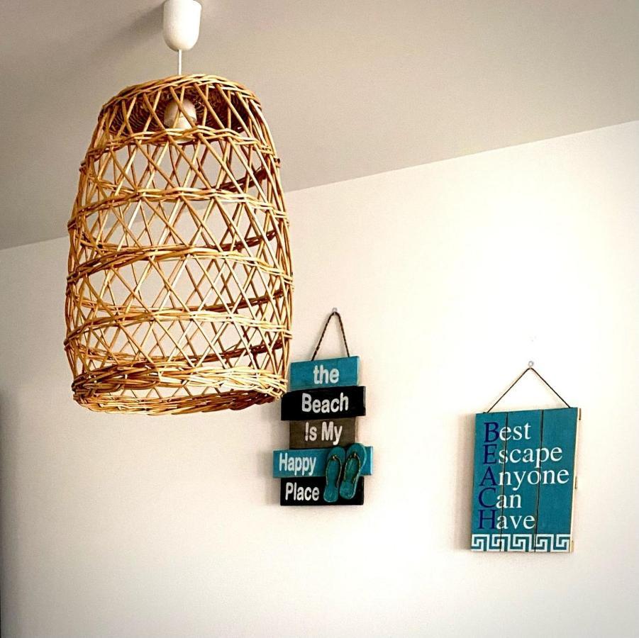 Apartment Ftv Holidays Homes - With